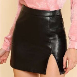 Leather Skirt Small Black